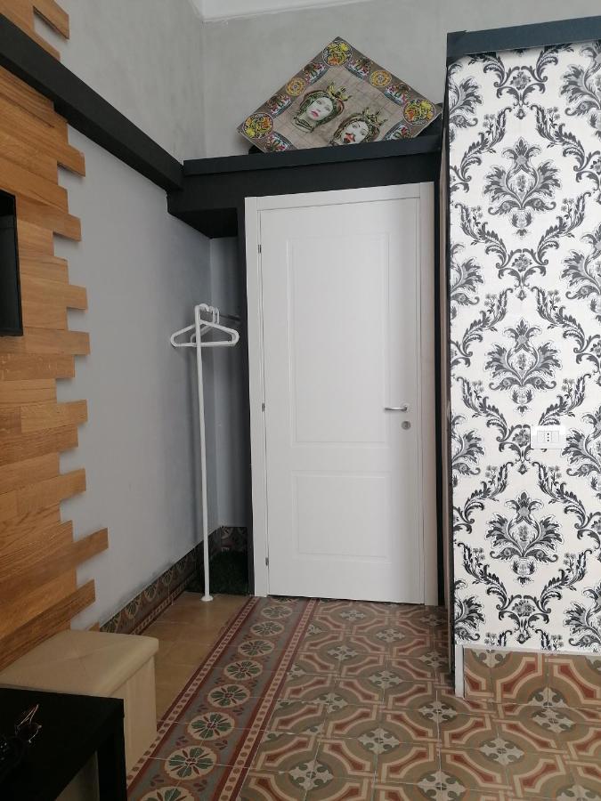 L'Antico Palazzo Rooms カターニア エクステリア 写真