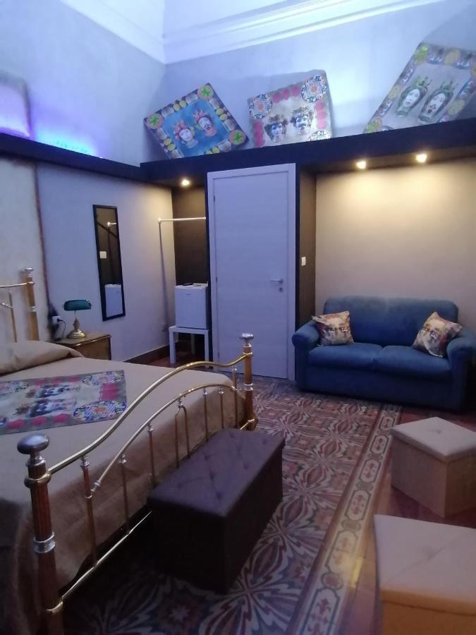 L'Antico Palazzo Rooms カターニア エクステリア 写真